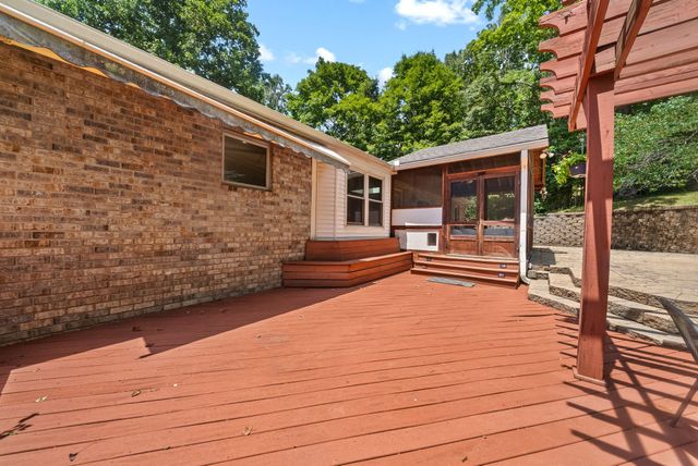 8008 Quail Creek Rd, Nashville, TN 37221