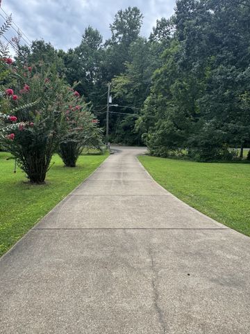 8008 Quail Creek Rd, Nashville, TN 37221
