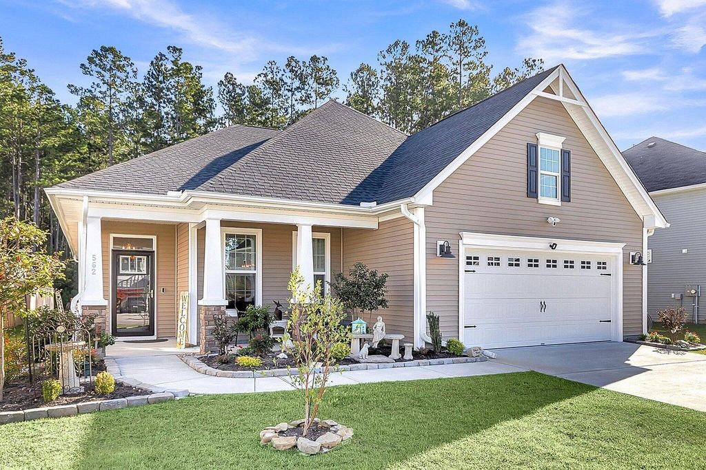 562 Dunswell Drive, Summerville, SC 29486