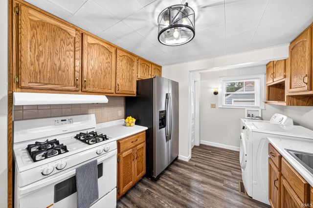 1406 Milburn Boulevard, Mishawaka, IN 46544