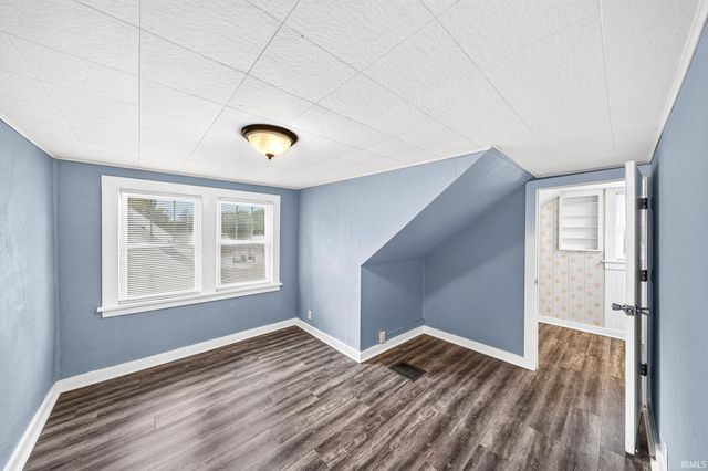 1406 Milburn Boulevard, Mishawaka, IN 46544