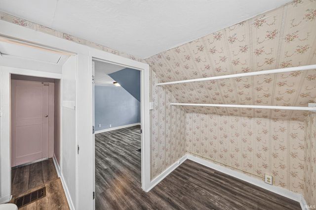1406 Milburn Boulevard, Mishawaka, IN 46544