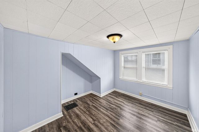 1406 Milburn Boulevard, Mishawaka, IN 46544