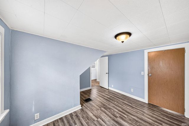 1406 Milburn Boulevard, Mishawaka, IN 46544
