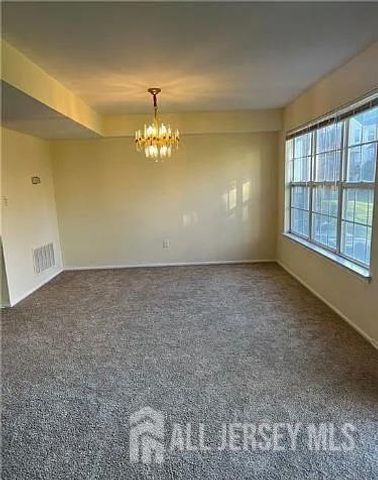 1005 Stony Brook Way, North Brunswick, NJ 08902