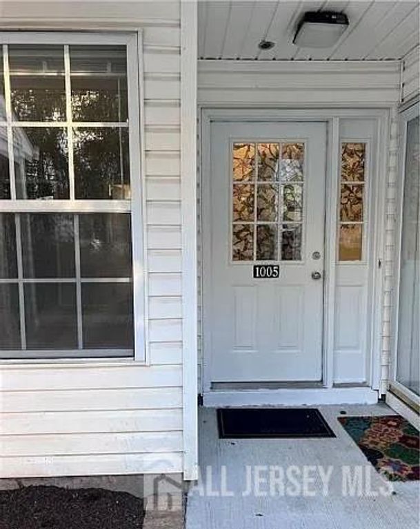 1005 Stony Brook Way, North Brunswick, NJ 08902