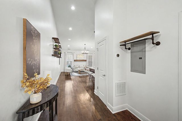 3128 Belwood St Apt 202, Nashville, TN 37203