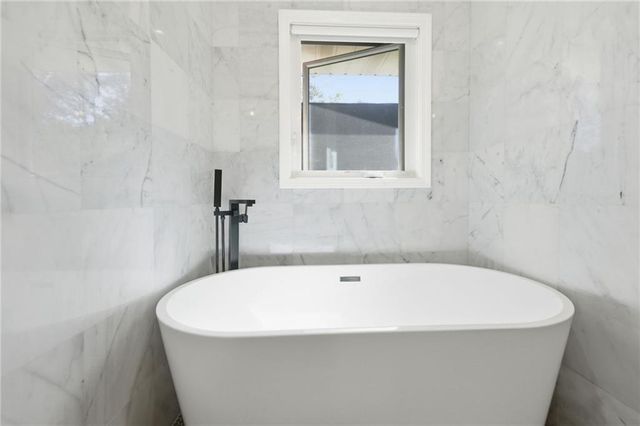 2770 Parkview Drive NE, Atlanta, GA 30345