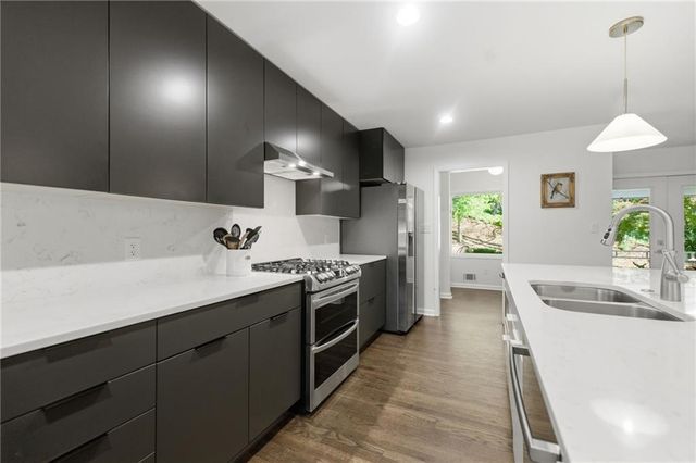 2770 Parkview Drive NE, Atlanta, GA 30345