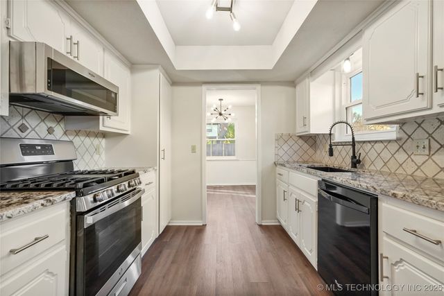 12452 E 36th Street, Tulsa, OK 74146