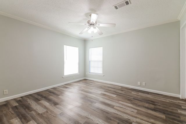 2536 Kool Avenue, Dallas, TX 75241