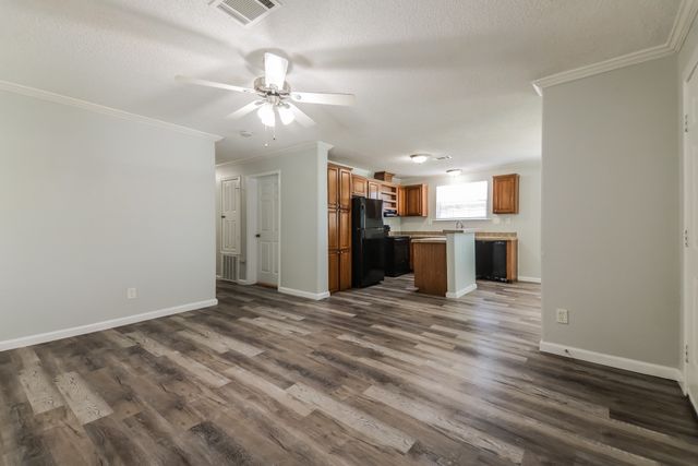 2536 Kool Avenue, Dallas, TX 75241