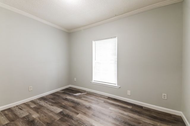 2536 Kool Avenue, Dallas, TX 75241