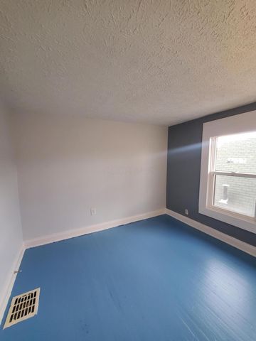 1273-1275 E 18th Avenue, Columbus, OH 43211