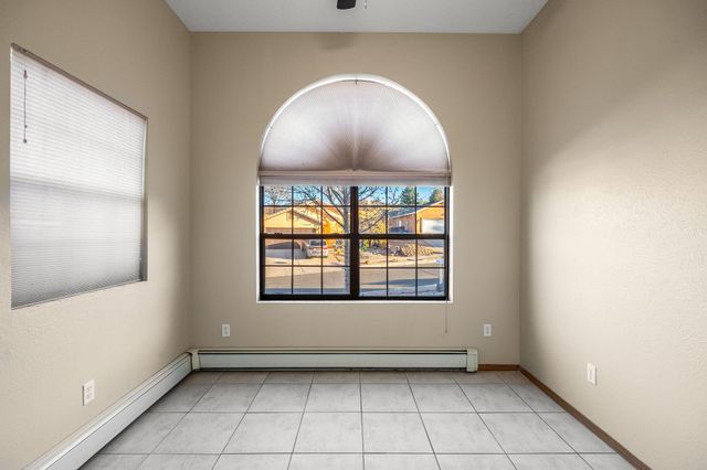 10359 Rio Los Pinos Drive NW, Albuquerque, NM 87114