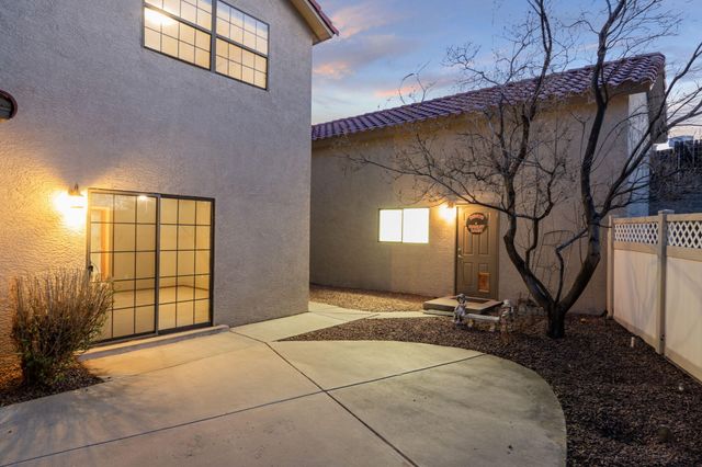 10359 Rio Los Pinos Drive NW, Albuquerque, NM 87114