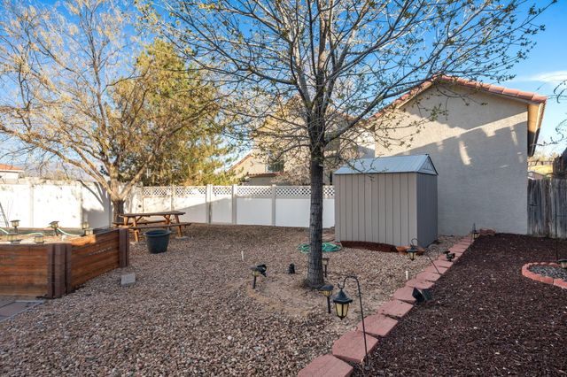 10359 Rio Los Pinos Drive NW, Albuquerque, NM 87114