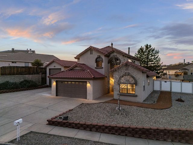 10359 Rio Los Pinos Drive NW, Albuquerque, NM 87114
