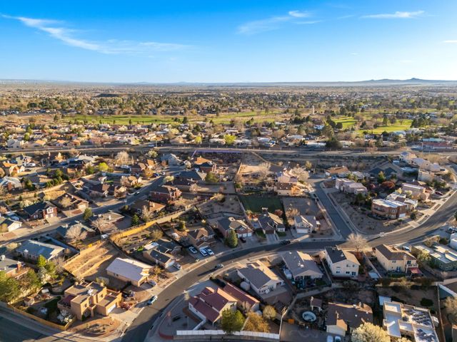 10359 Rio Los Pinos Drive NW, Albuquerque, NM 87114