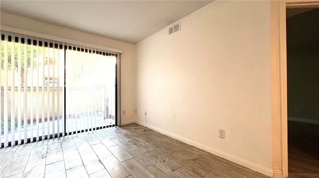 1140 W Blaine Street 101, Riverside, CA 92507