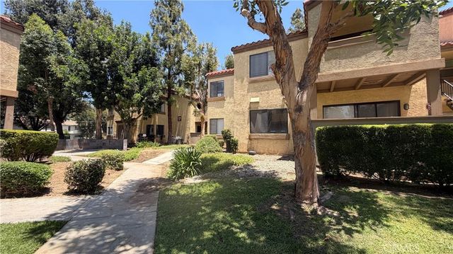 1140 W Blaine Street 101, Riverside, CA 92507