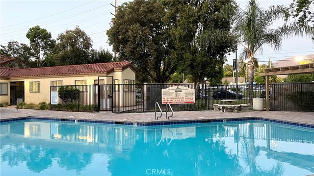 1140 W Blaine Street 101, Riverside, CA 92507