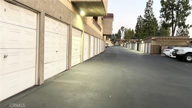 1140 W Blaine Street 101, Riverside, CA 92507