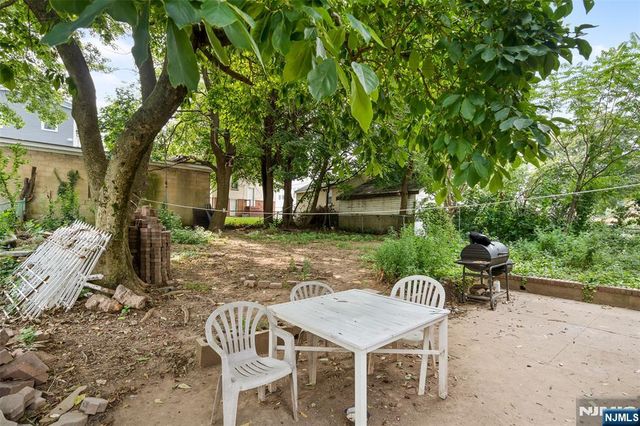 794 Stuyvesant Avenue, Irvington, NJ 07111