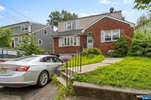 794 Stuyvesant Avenue, Irvington, NJ 07111