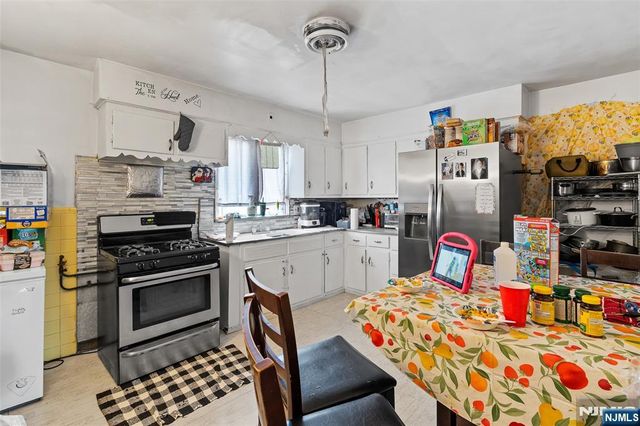794 Stuyvesant Avenue, Irvington, NJ 07111