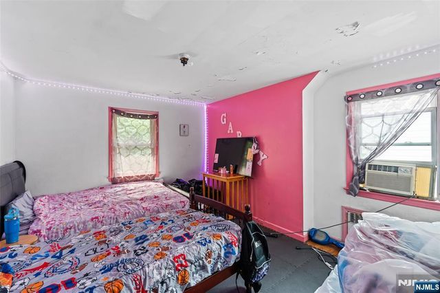 794 Stuyvesant Avenue, Irvington, NJ 07111