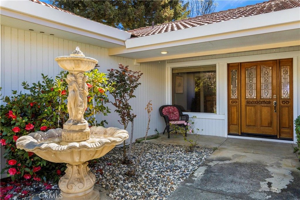 Image 4 of property listing at 8581 Paradise Valley Boulevard, Lucerne, CA 95458