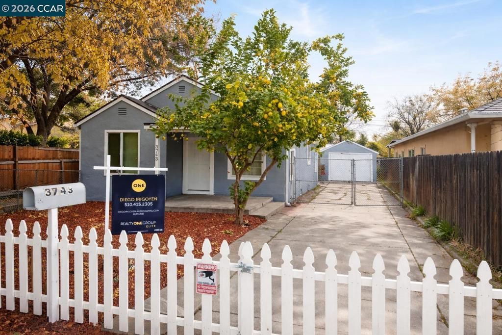 Image 1 of property listing at 3743 23rd Ave, Sacramento, CA 95820