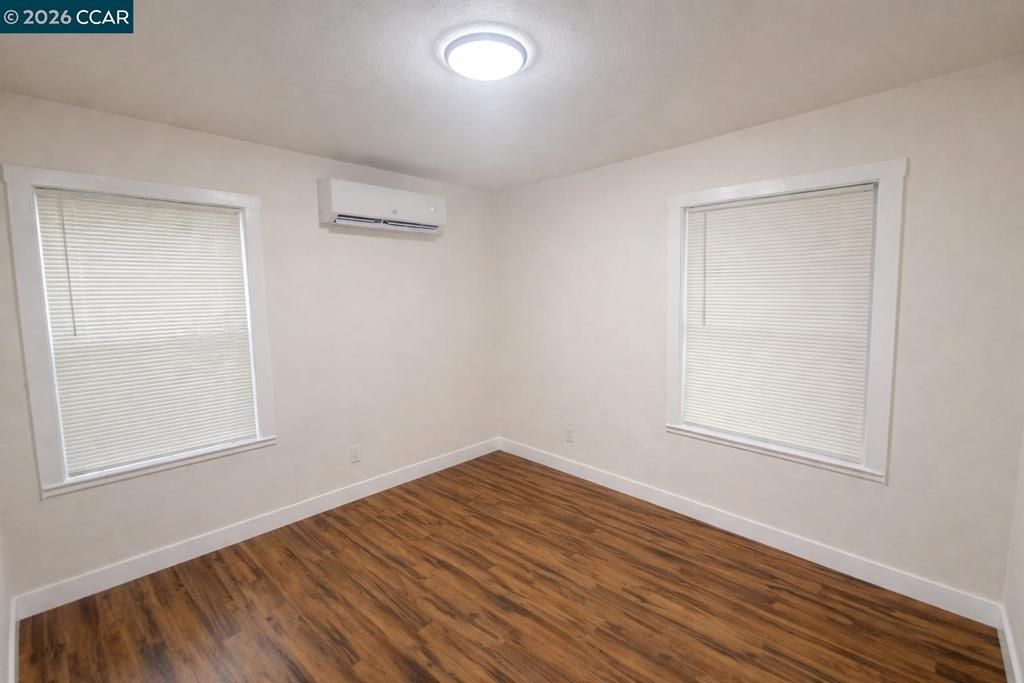 Image 8 of property listing at 3743 23rd Ave, Sacramento, CA 95820