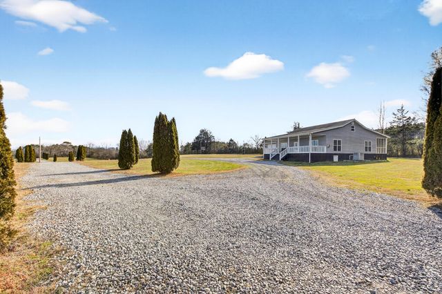 229 Davis Lane Lane, Old Fort, TN 37362