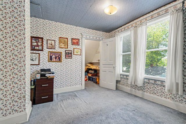 606 Division Street, La Porte, IN 46350