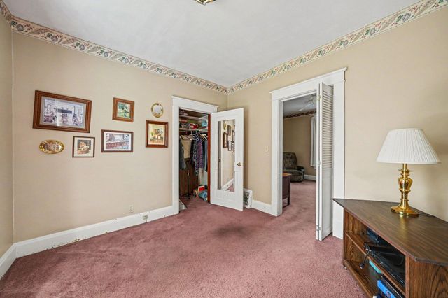 606 Division Street, La Porte, IN 46350