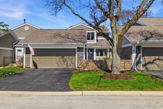 2105 Timber Lane, Wheaton, IL 60189