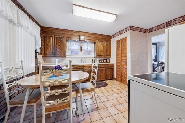 17 South Shore Boulevard, Lackawanna, NY 14218