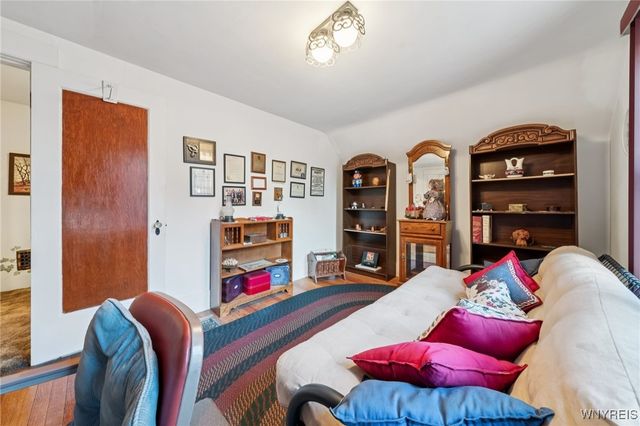 17 South Shore Boulevard, Lackawanna, NY 14218