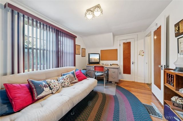 17 South Shore Boulevard, Lackawanna, NY 14218