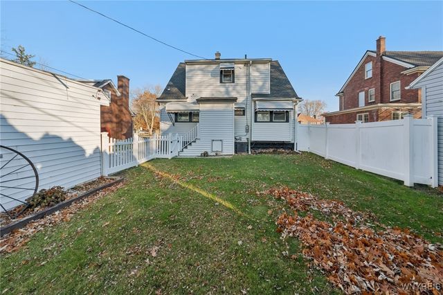 17 South Shore Boulevard, Lackawanna, NY 14218