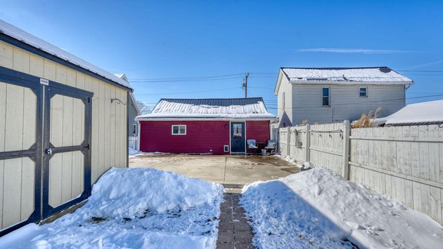 210 S 4th Street, Byesville, OH 43723