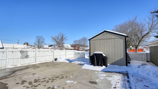 210 S 4th Street, Byesville, OH 43723