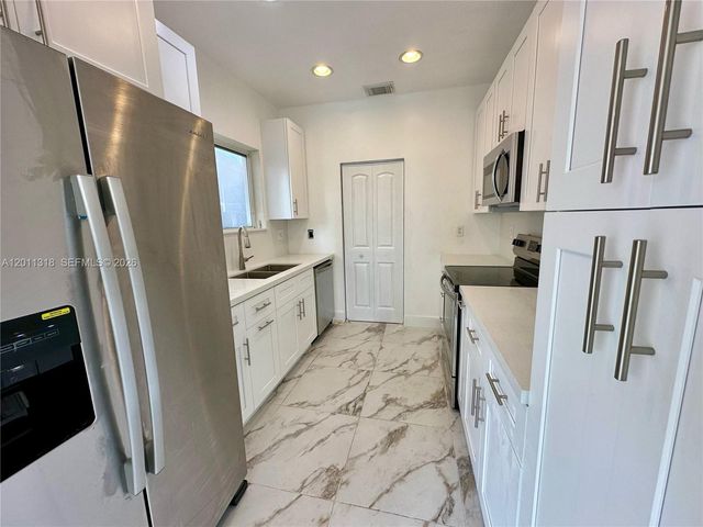 2514 NE 41st Ave, Homestead, FL 33033