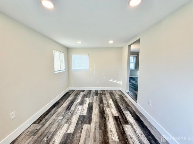 17 Woodbridge Street, New Brunswick, NJ 08901