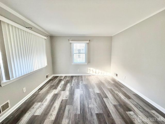 17 Woodbridge Street, New Brunswick, NJ 08901