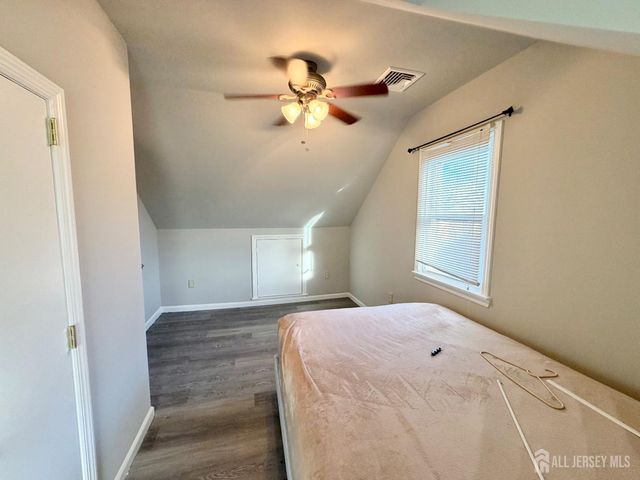 17 Woodbridge Street, New Brunswick, NJ 08901