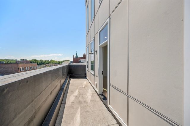 34 Salem St 301, Medford, MA 02155