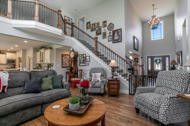 5602 N LIGHTPOST CT, Columbia, MO 65201